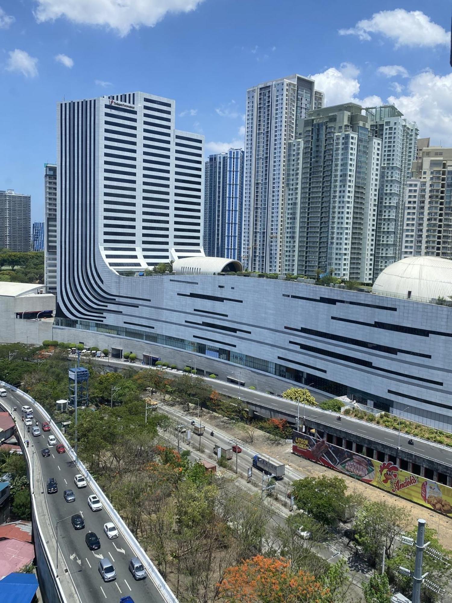 Hotel101 - Fort Taguig Exterior photo